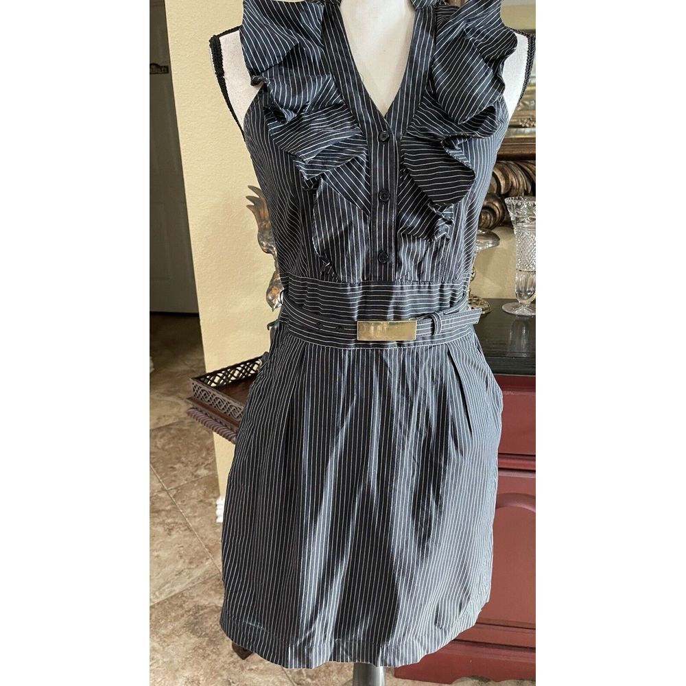 Express Design Studio Black Pinstripe Women's Size‎ 4 Sleeveless Dress